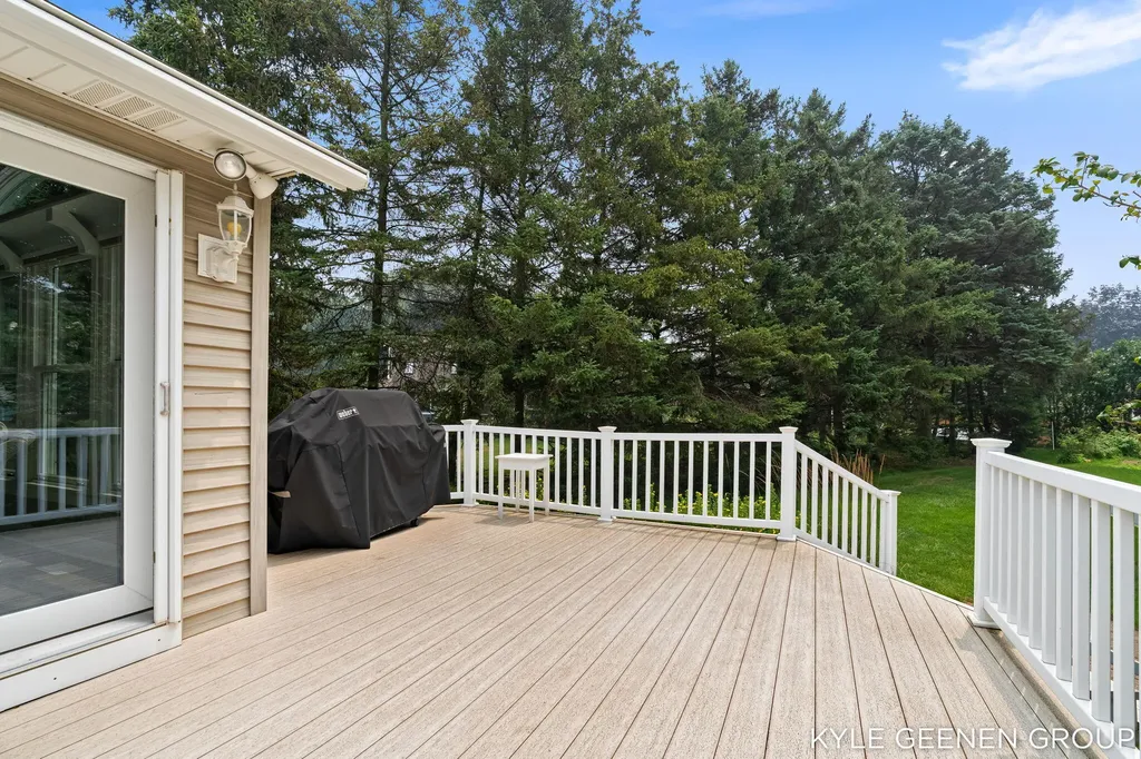 6392 Blue Jay Lane Laketown Township MI 49423
