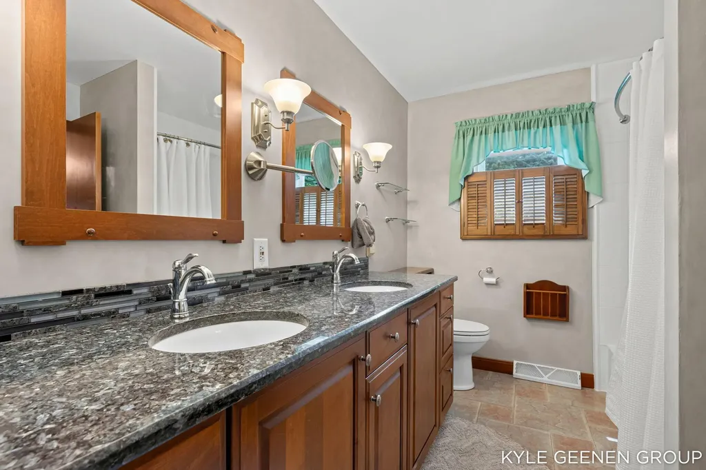 6392 Blue Jay Lane Laketown Township MI 49423