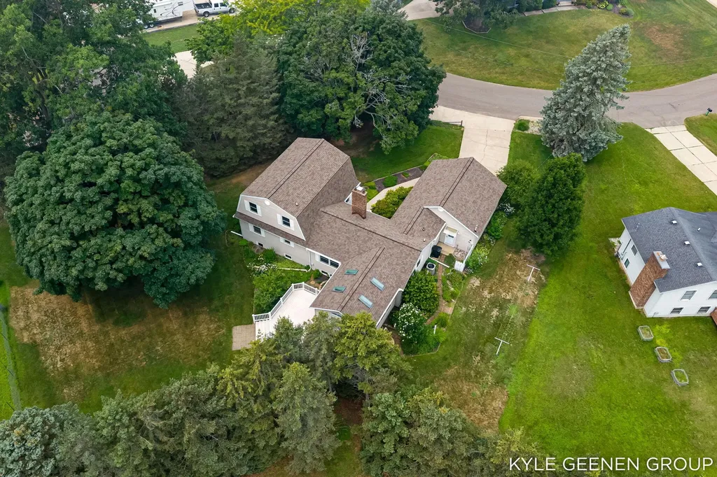 6392 Blue Jay Lane Laketown Township MI 49423