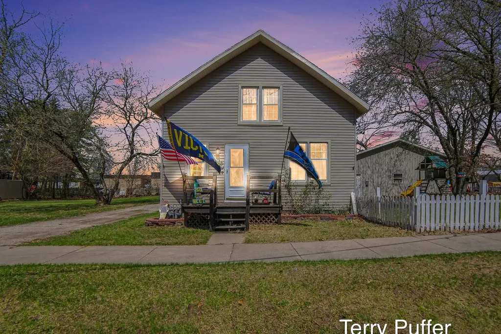 6488 3rd Street Holton Township MI 49425