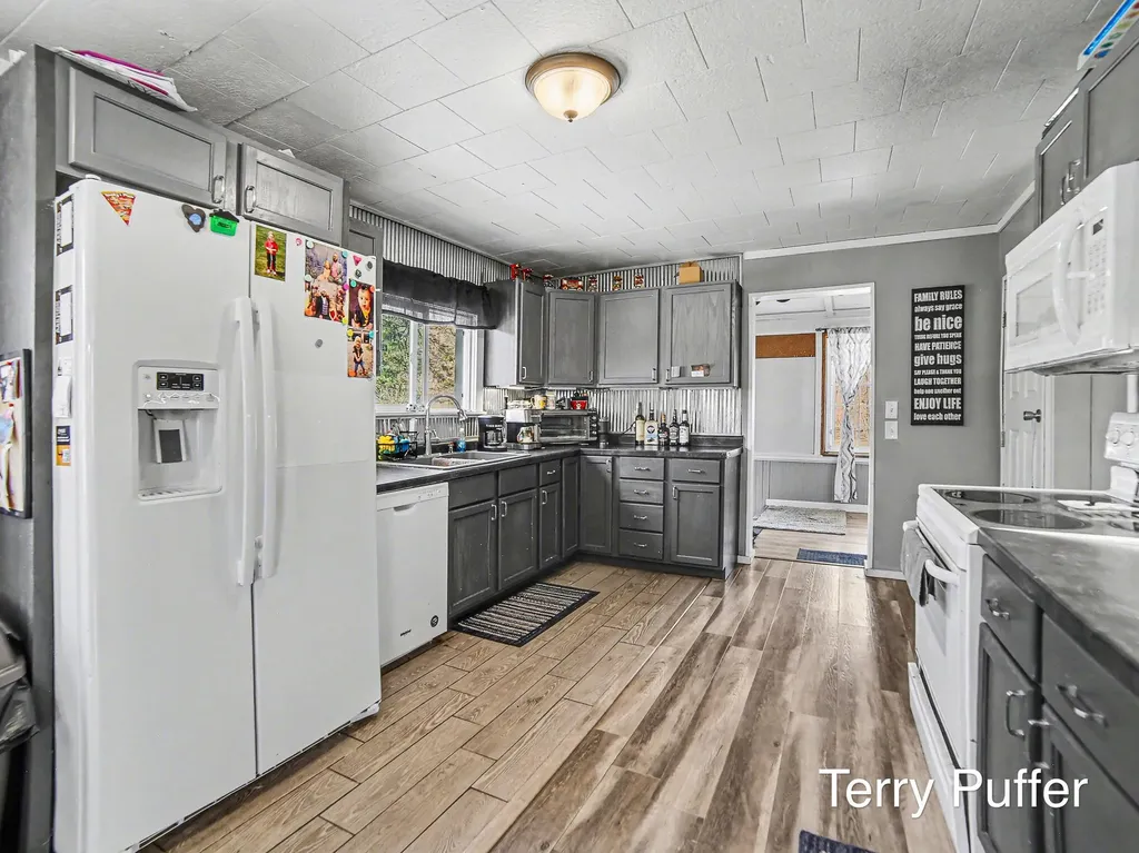 6488 3rd Street Holton Township MI 49425