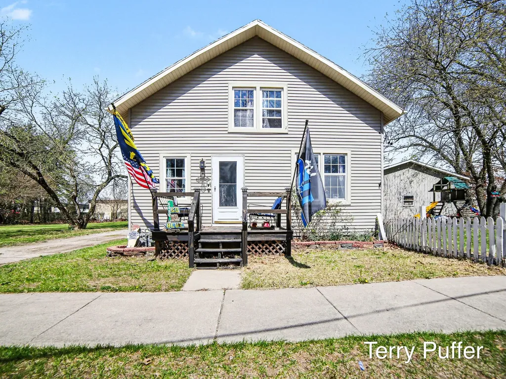 6488 3rd Street Holton Township MI 49425