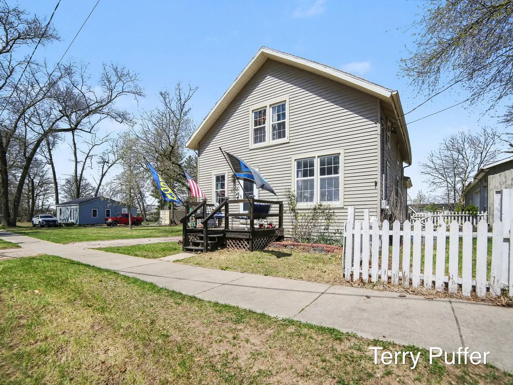 6488 3rd Street Holton Township MI 49425