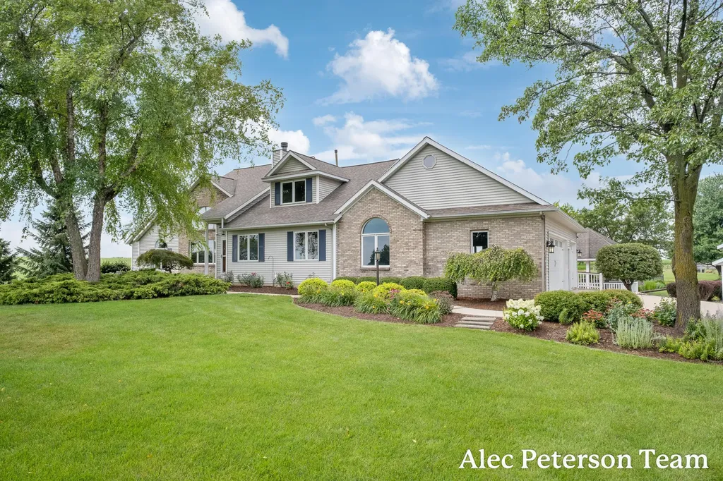 2807 8th Avenue SW Jamestown Charter Township MI 49315