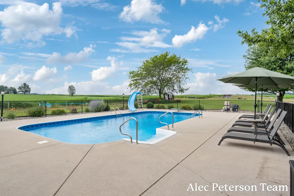 2807 8th Avenue SW Jamestown Charter Township MI 49315