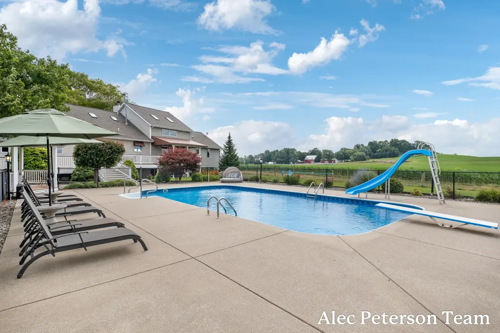 2807 8th Avenue SW Jamestown Charter Township MI 49315