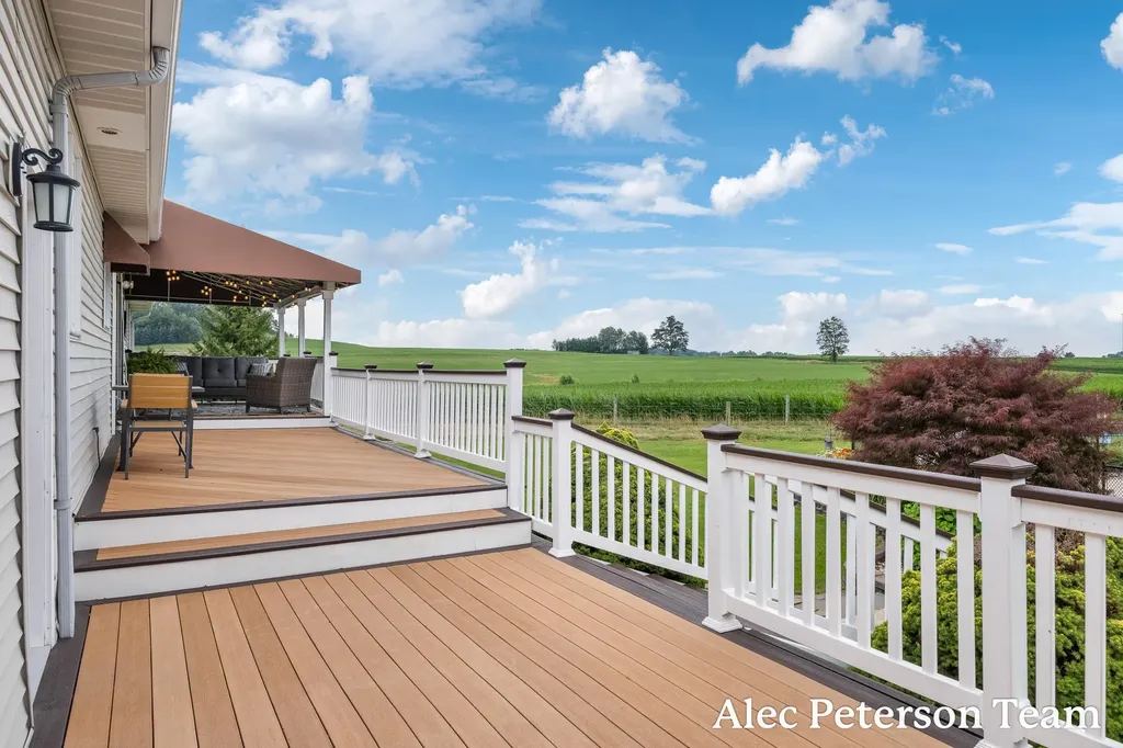 2807 8th Avenue SW Jamestown Charter Township MI 49315