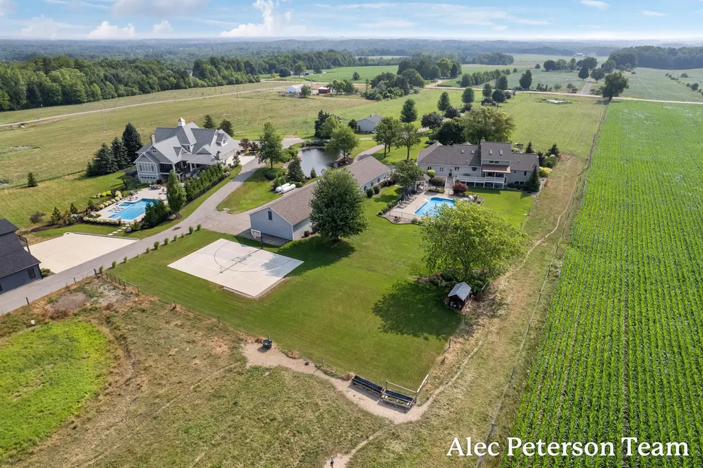 2807 8th Avenue SW Jamestown Charter Township MI 49315