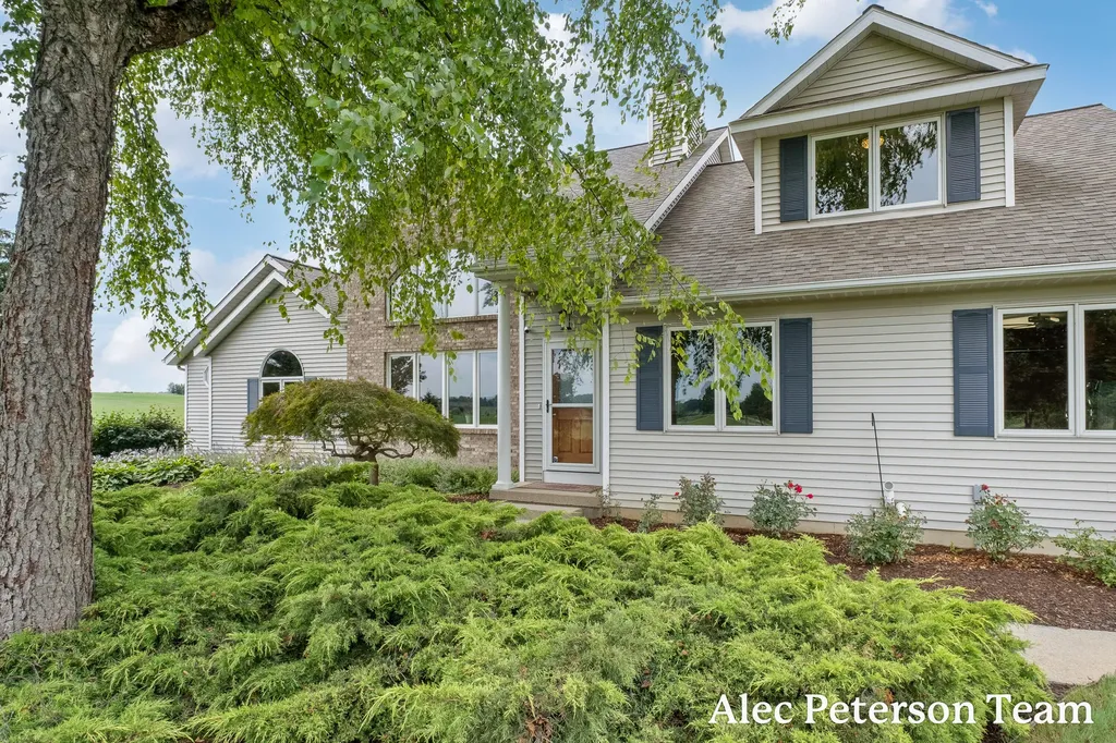 2807 8th Avenue SW Jamestown Charter Township MI 49315
