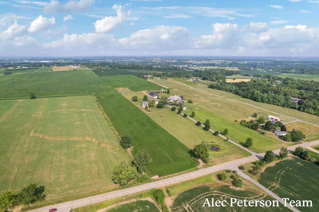 2807 8th Avenue SW Jamestown Charter Township MI 49315