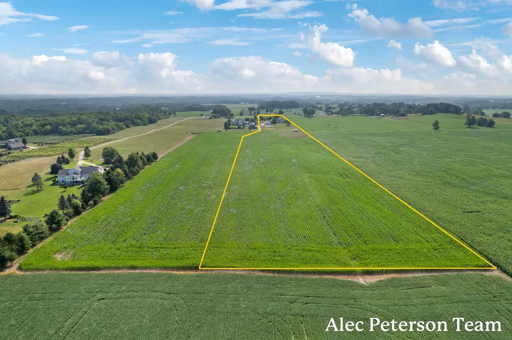 2807 8th Avenue SW Jamestown Charter Township MI 49315