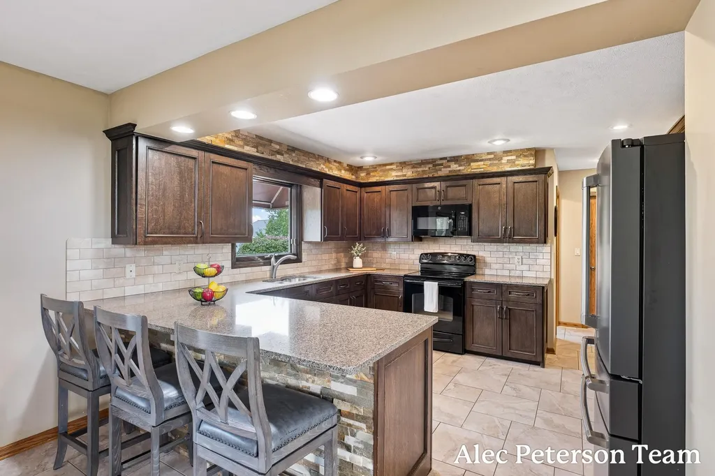 2807 8th Avenue SW Jamestown Charter Township MI 49315