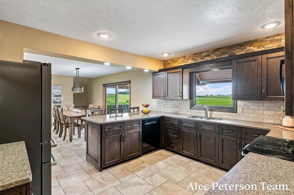 2807 8th Avenue SW Jamestown Charter Township MI 49315