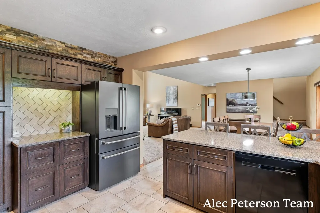 2807 8th Avenue SW Jamestown Charter Township MI 49315