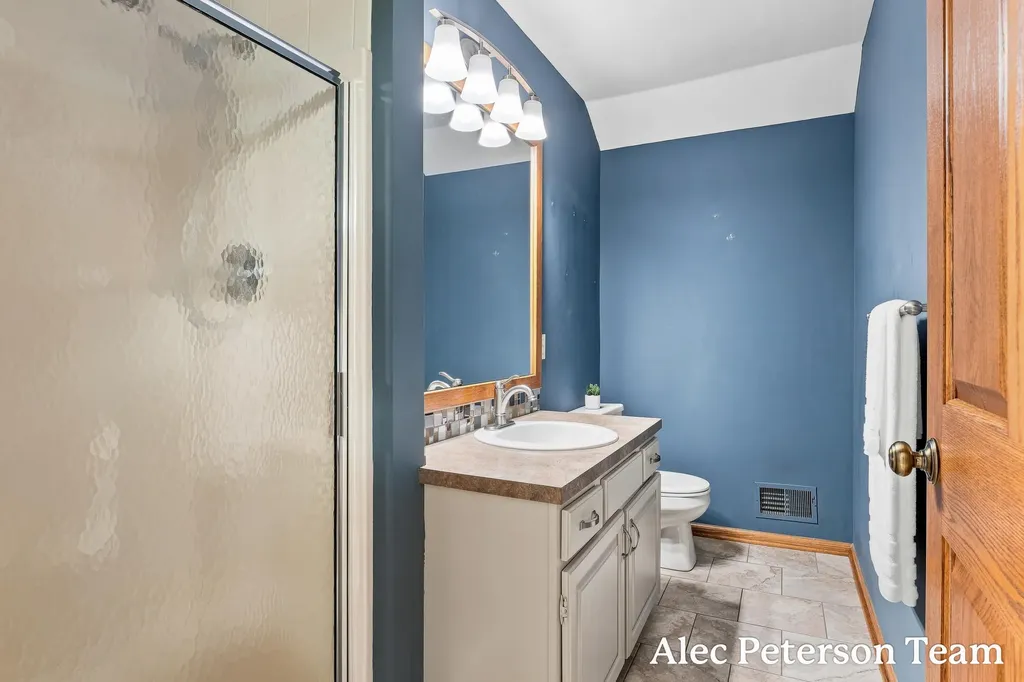 2807 8th Avenue SW Jamestown Charter Township MI 49315