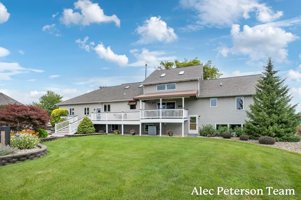 2807 8th Avenue SW Jamestown Charter Township MI 49315