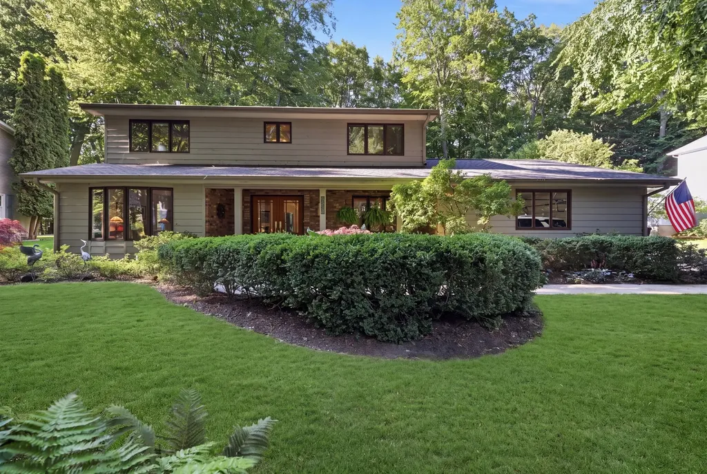 17565 Beech Hill Drive Grand Haven Charter Township MI 49417