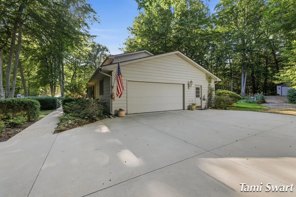 17565 Beech Hill Drive Grand Haven Charter Township MI 49417