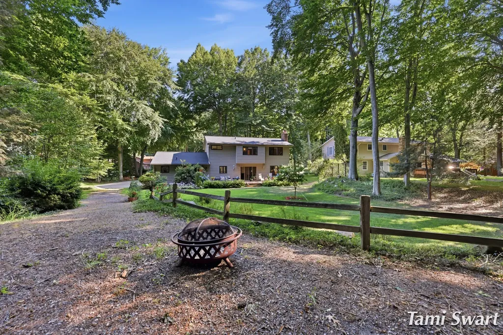 17565 Beech Hill Drive Grand Haven Charter Township MI 49417