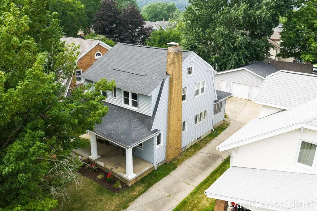 919 Myrtle Street NW Grand Rapids City MI 49504