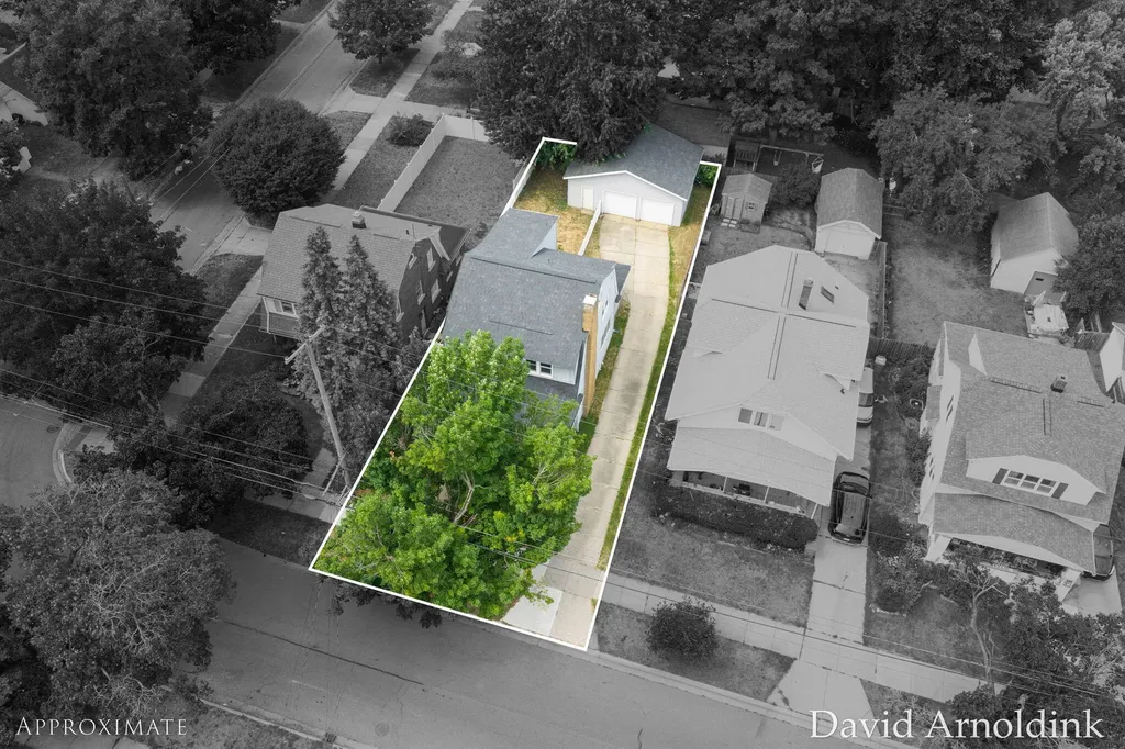 919 Myrtle Street NW Grand Rapids City MI 49504