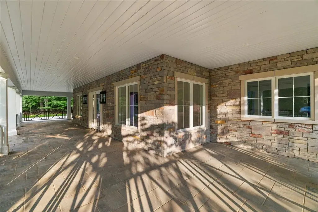 317 N Lakeshore Drive Park Township MI 49424