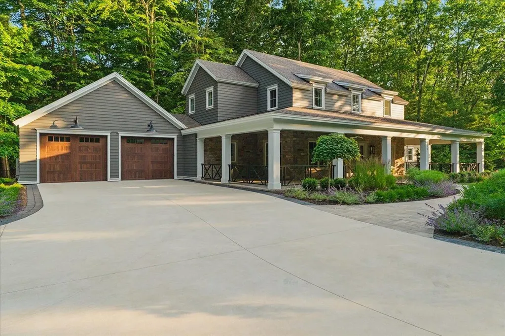 317 N Lakeshore Drive Park Township MI 49424