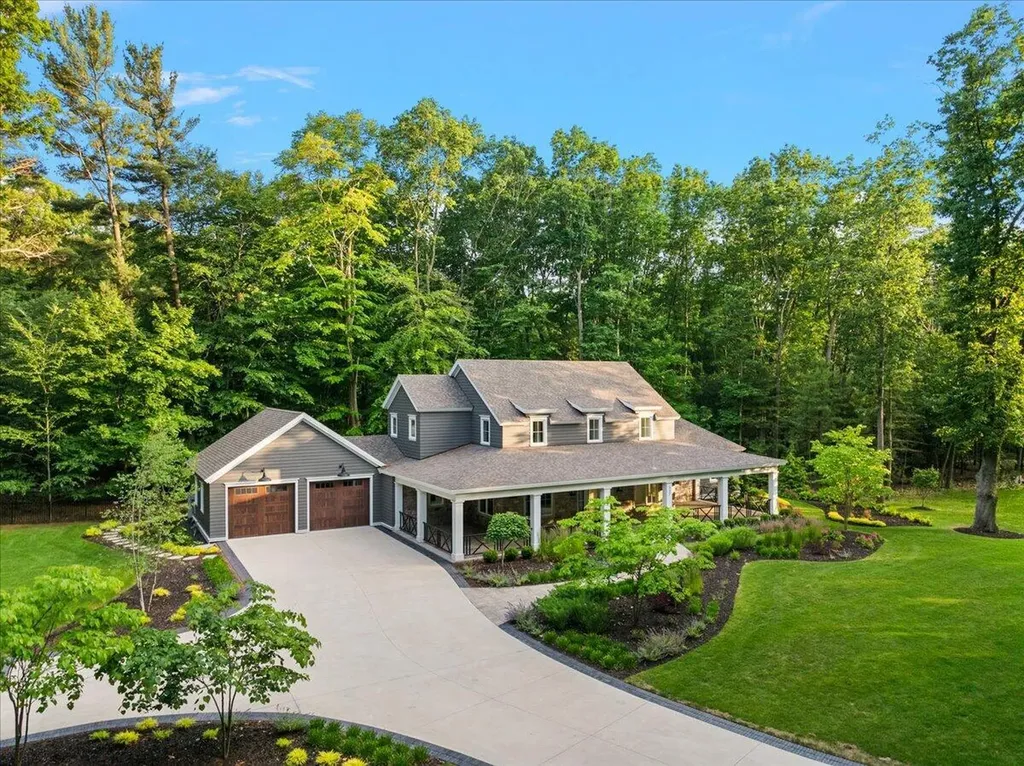 317 N Lakeshore Drive Park Township MI 49424