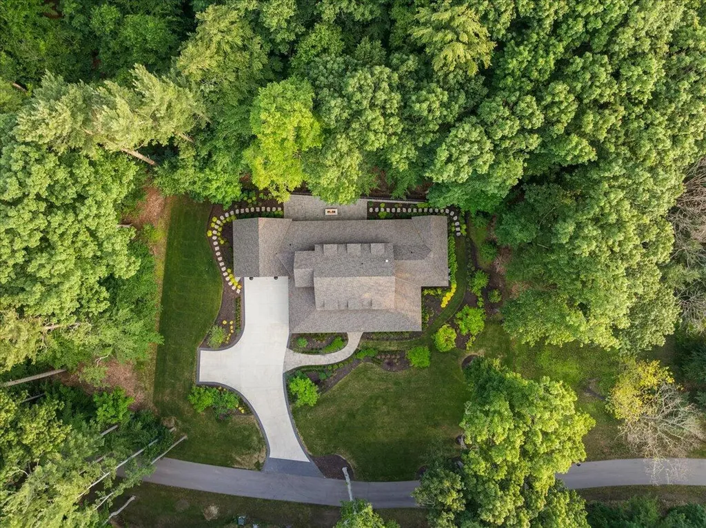317 N Lakeshore Drive Park Township MI 49424