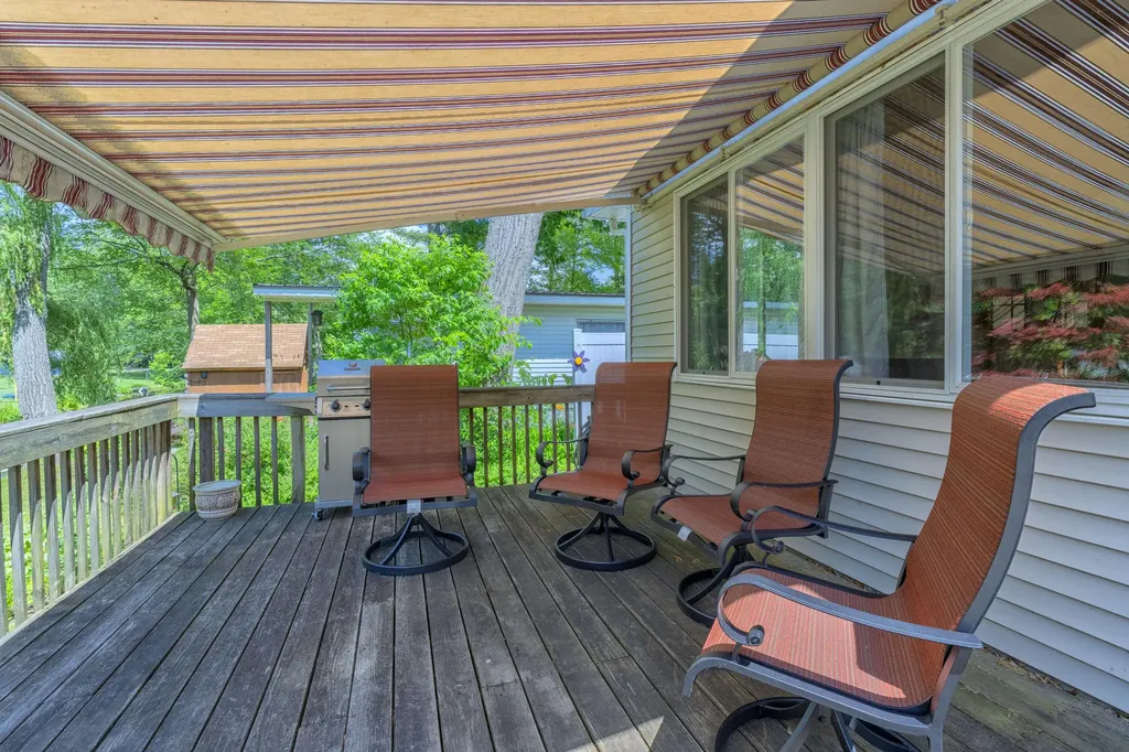 22770 Oak Street Pierson Township MI 49339