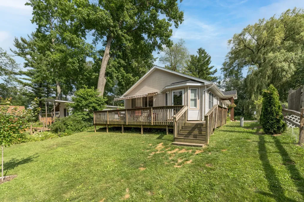 22770 Oak Street Pierson Township MI 49339