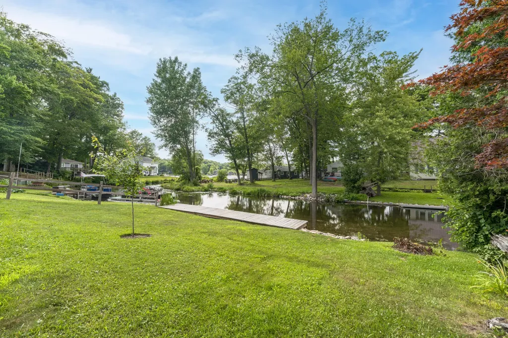 22770 Oak Street Pierson Township MI 49339