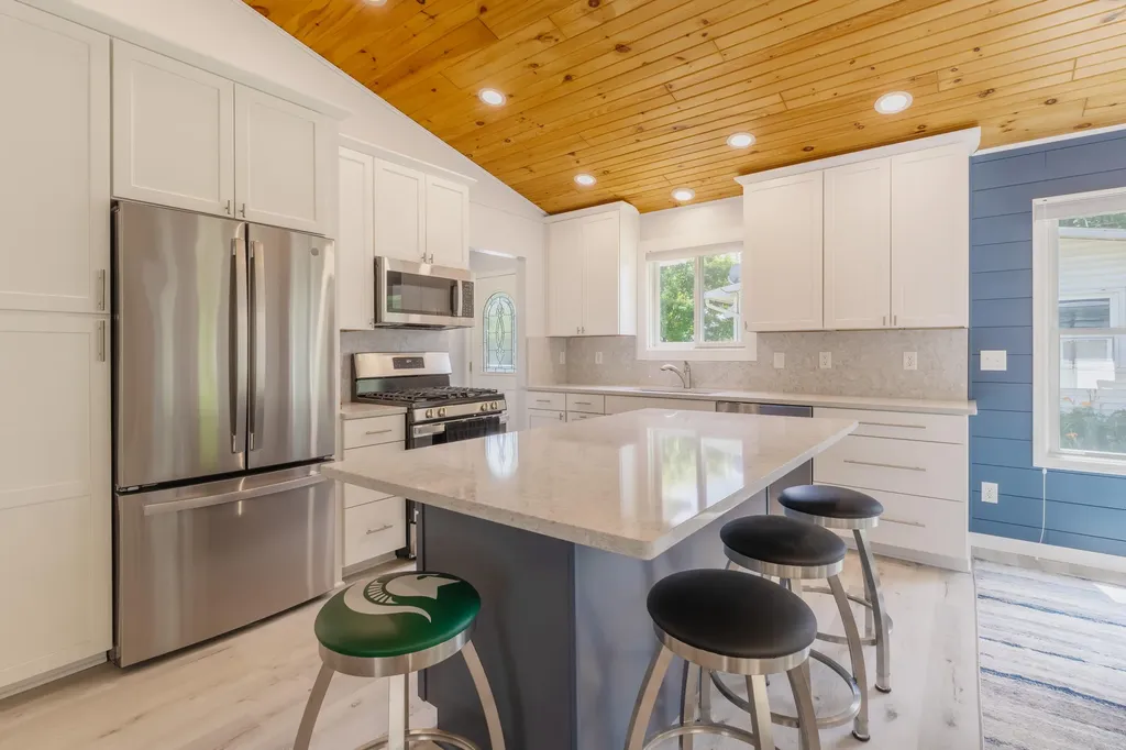 22770 Oak Street Pierson Township MI 49339