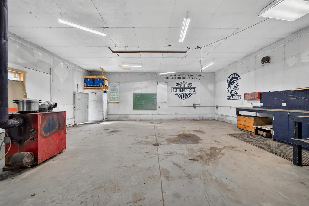 3065 Black Creek Road Fruitport Charter Township MI 49444
