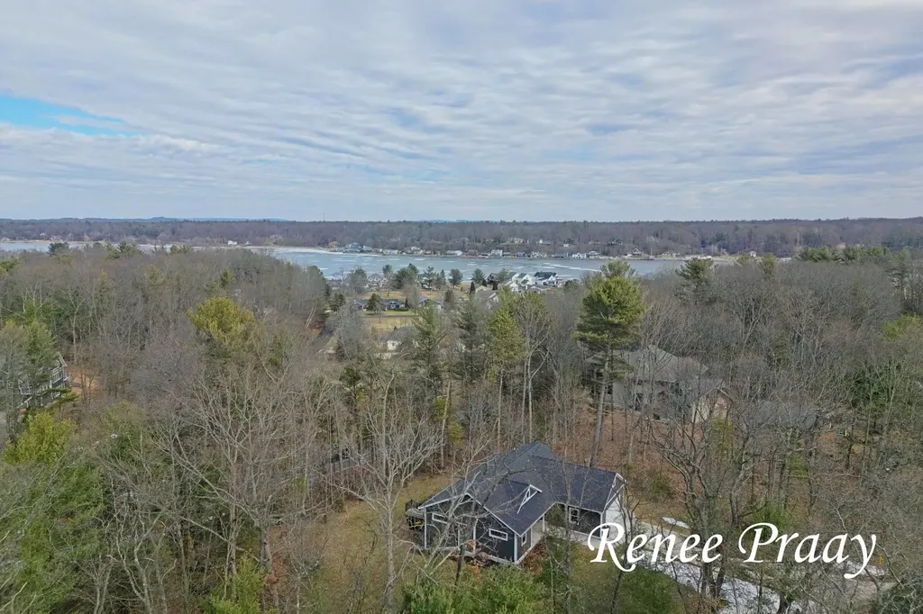 5439 Shawnee Road Pentwater Township MI 49449