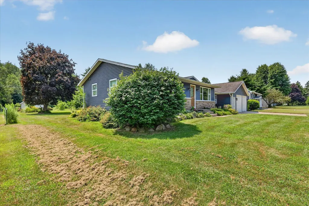 4356 E Y Avenue Schoolcraft Township MI 49097