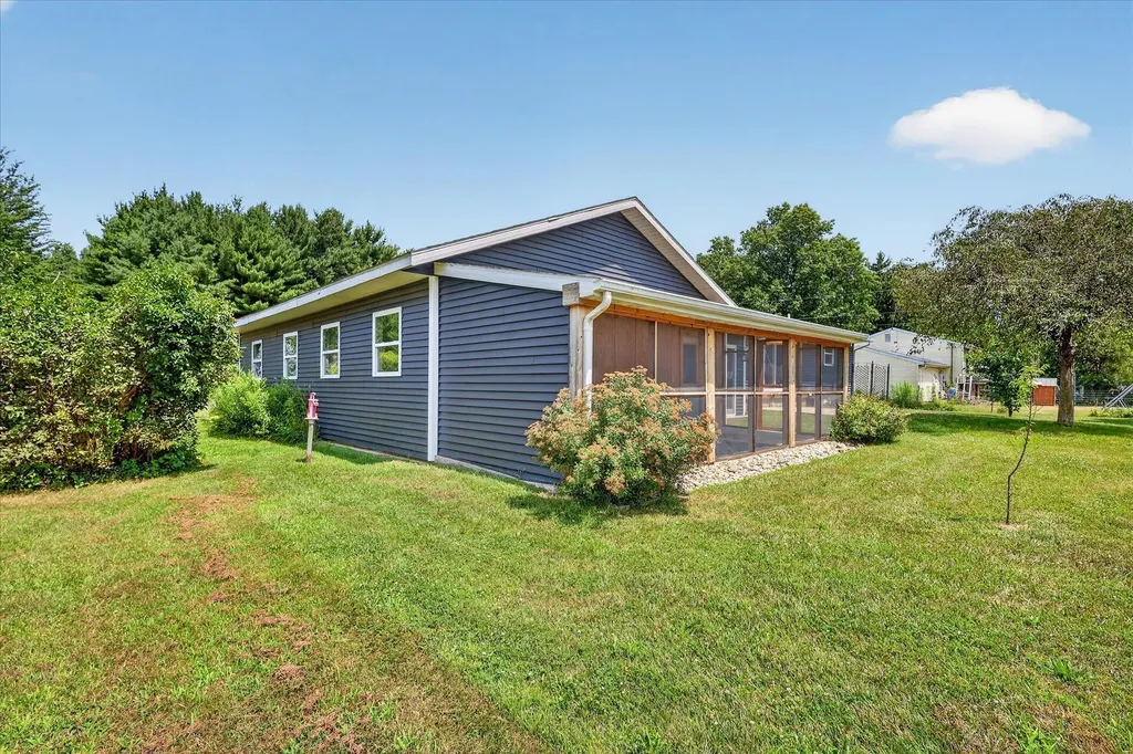 4356 E Y Avenue Schoolcraft Township MI 49097