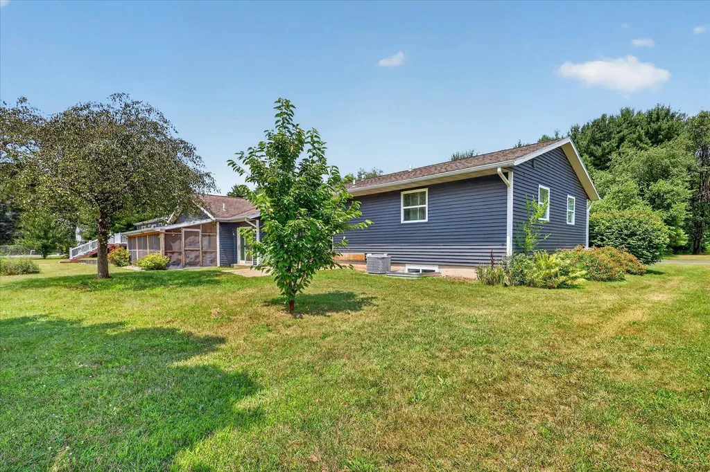 4356 E Y Avenue Schoolcraft Township MI 49097