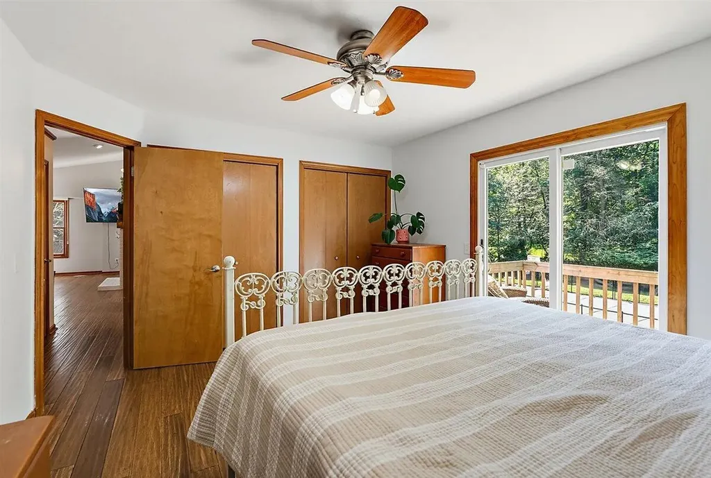 1460 Post Avenue Park Township MI 49424