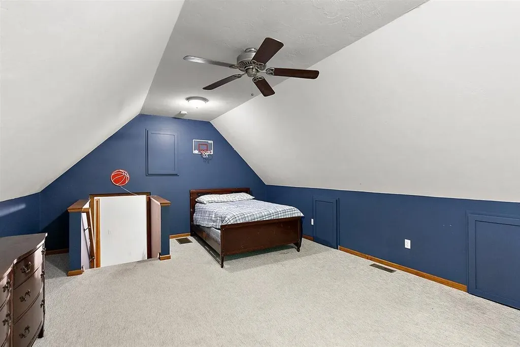 1460 Post Avenue Park Township MI 49424