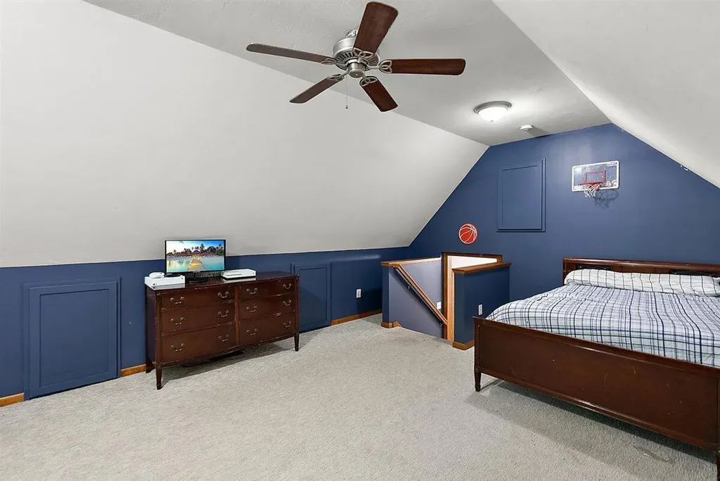 1460 Post Avenue Park Township MI 49424