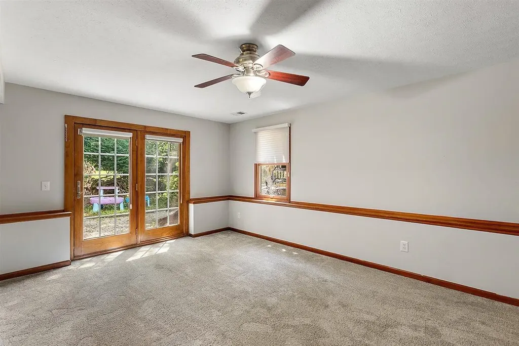 1460 Post Avenue Park Township MI 49424