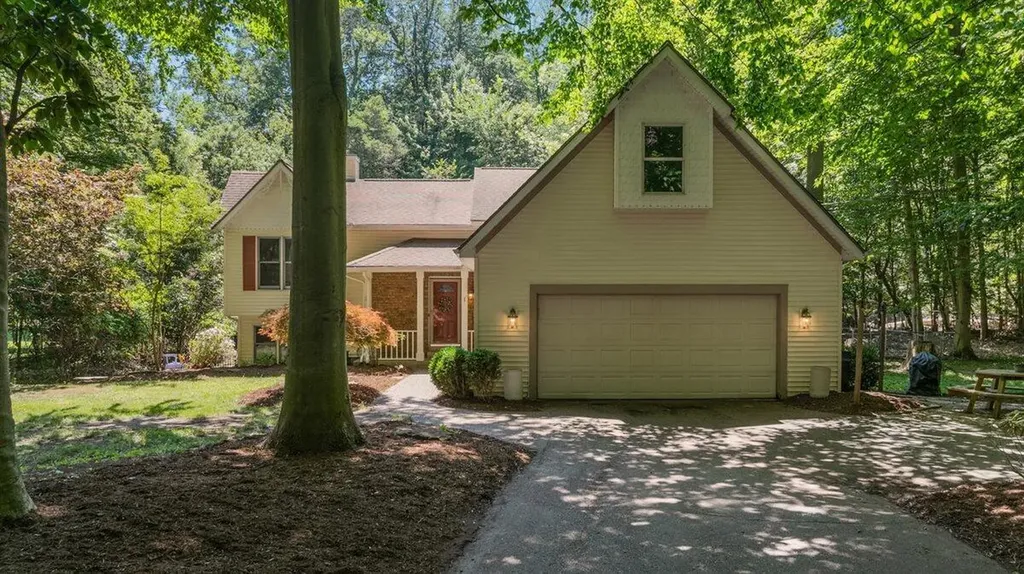 1460 Post Avenue Park Township MI 49424