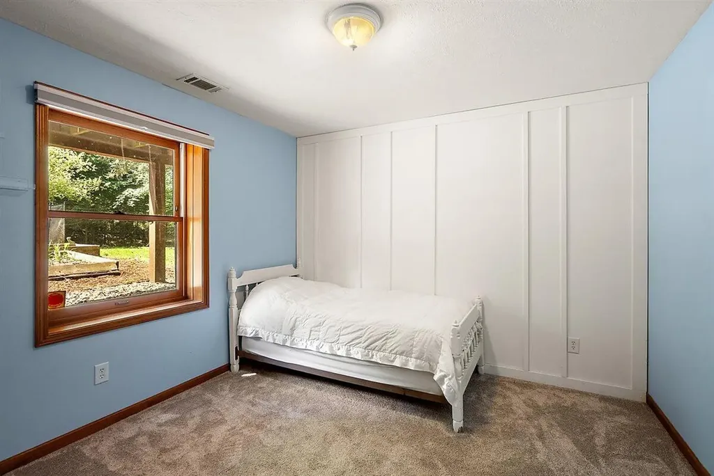 1460 Post Avenue Park Township MI 49424