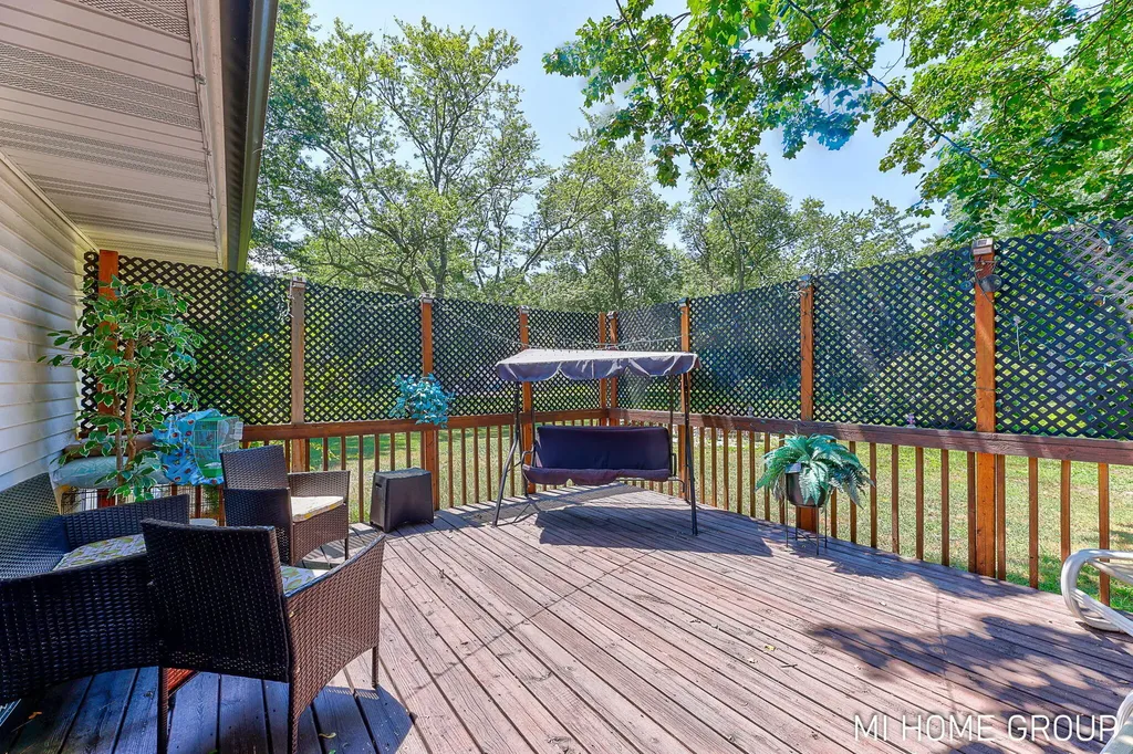 918 136th Avenue Holland Charter Township MI 49424