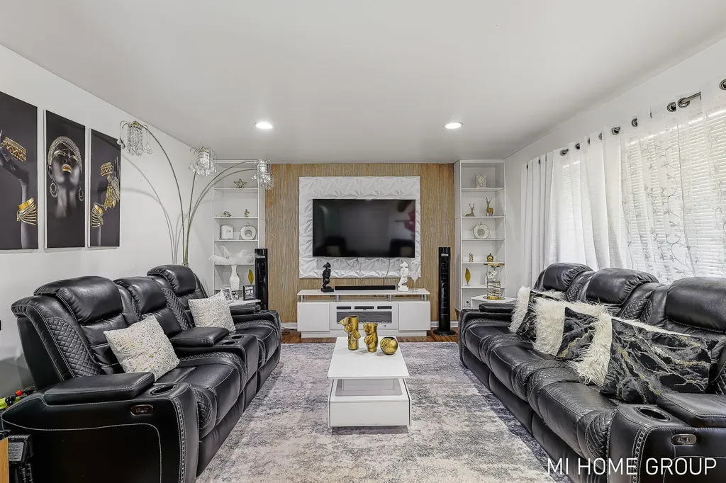 918 136th Avenue Holland Charter Township MI 49424