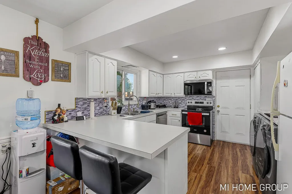 918 136th Avenue Holland Charter Township MI 49424