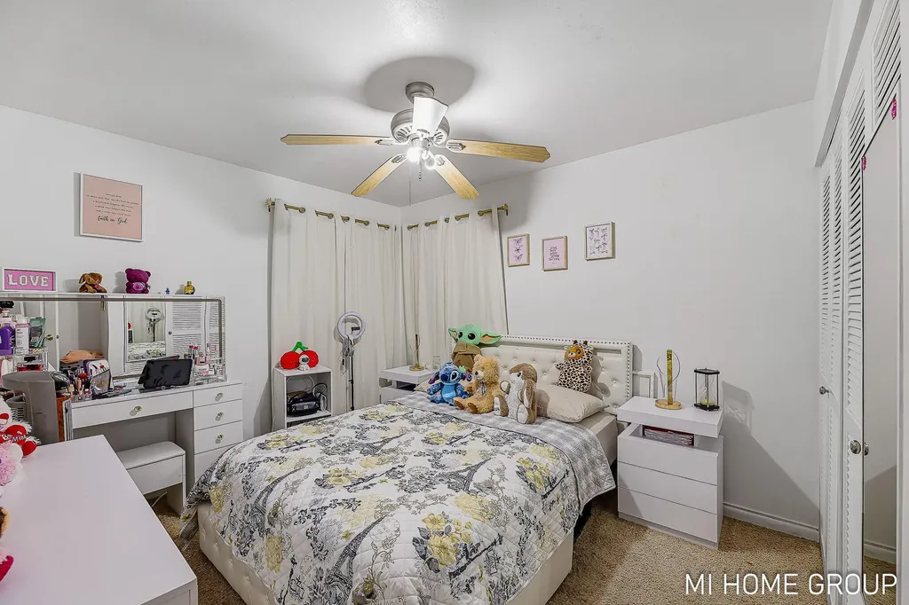918 136th Avenue Holland Charter Township MI 49424