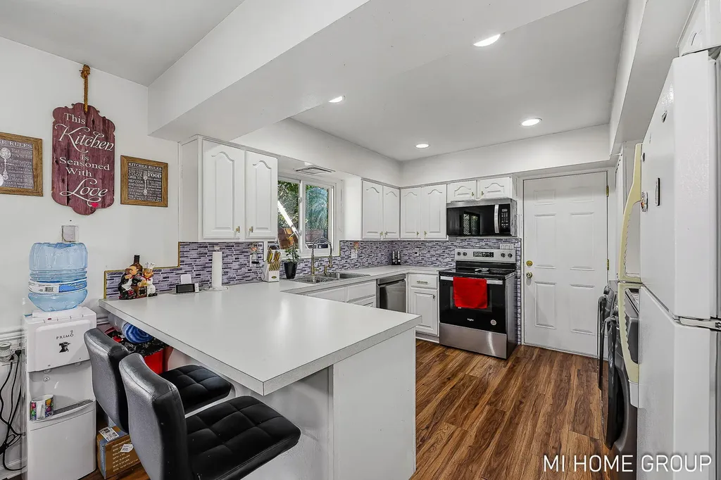 918 136th Avenue Holland Charter Township MI 49424
