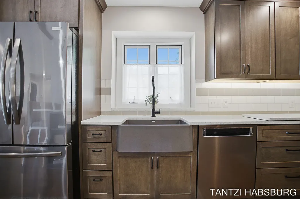 8930 N Clearwater Drive Zeeland Charter Township MI 49464